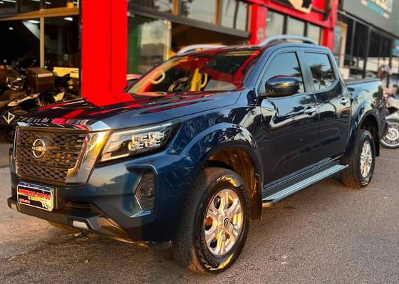 NISSAN FRONTIER 2.3 16V TURBO DIESEL XE CD 4X4 AUTOMÁTICO NISSAN FRONTIER 2.3 16V TURBO DIESEL XE CD 4X4 AUTOMÁTICO